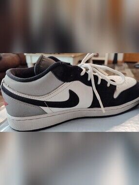 Nike Boy's Mid Sneaker in Black, White & Gray